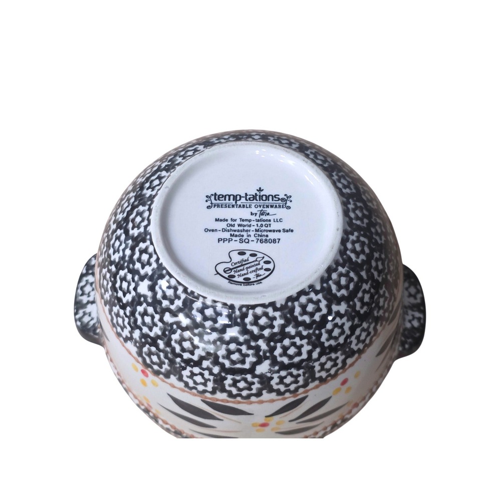 Temp-tations Old World 1.0 QT Round Baker with Lid Trivet Black Floral SQ-768087 - Picture 6 of 9